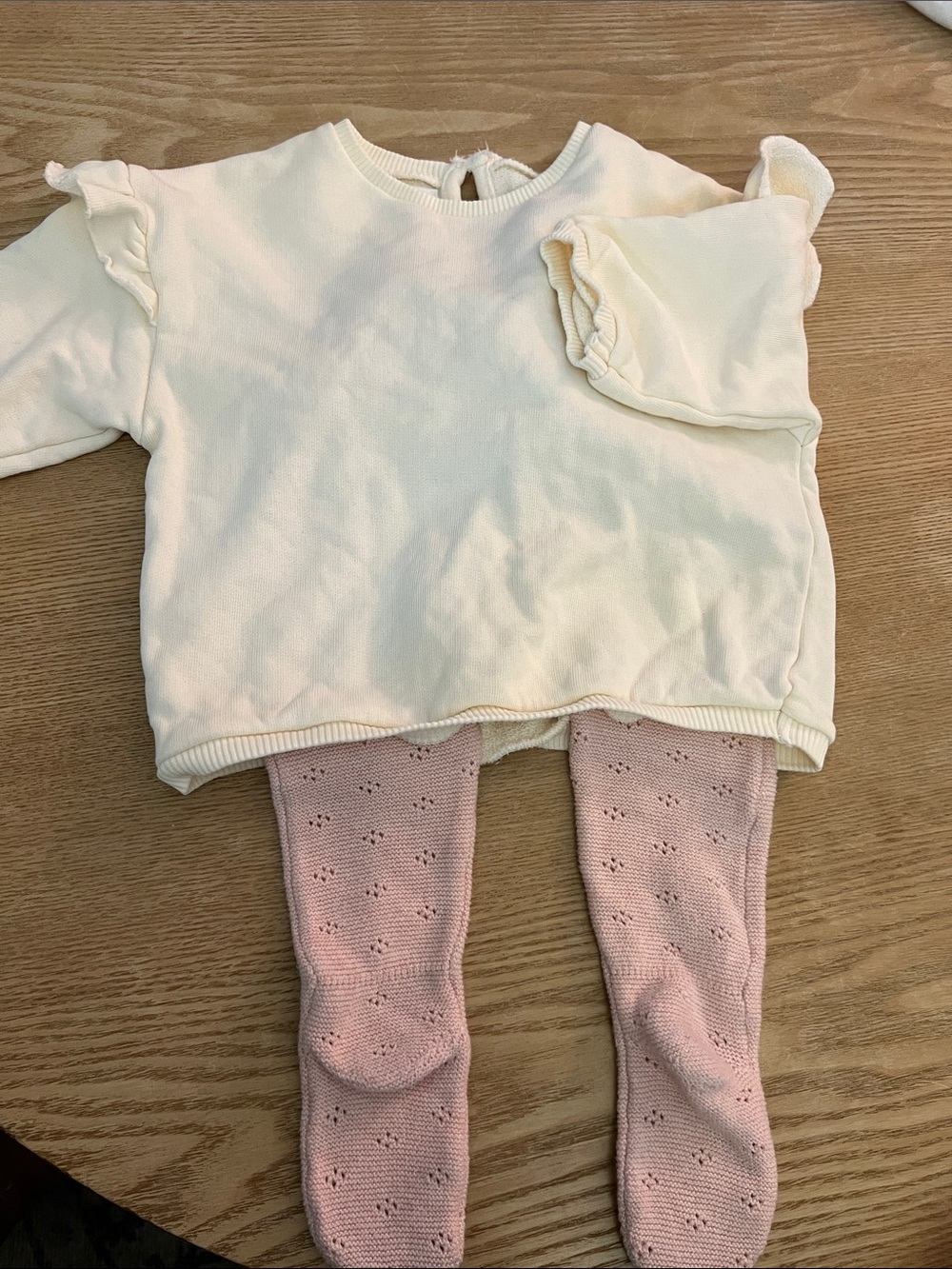 Zara Baby Cream Ruffle Sweatshirt 3-6M & Pink Pointelle Knit Footed Tights Set